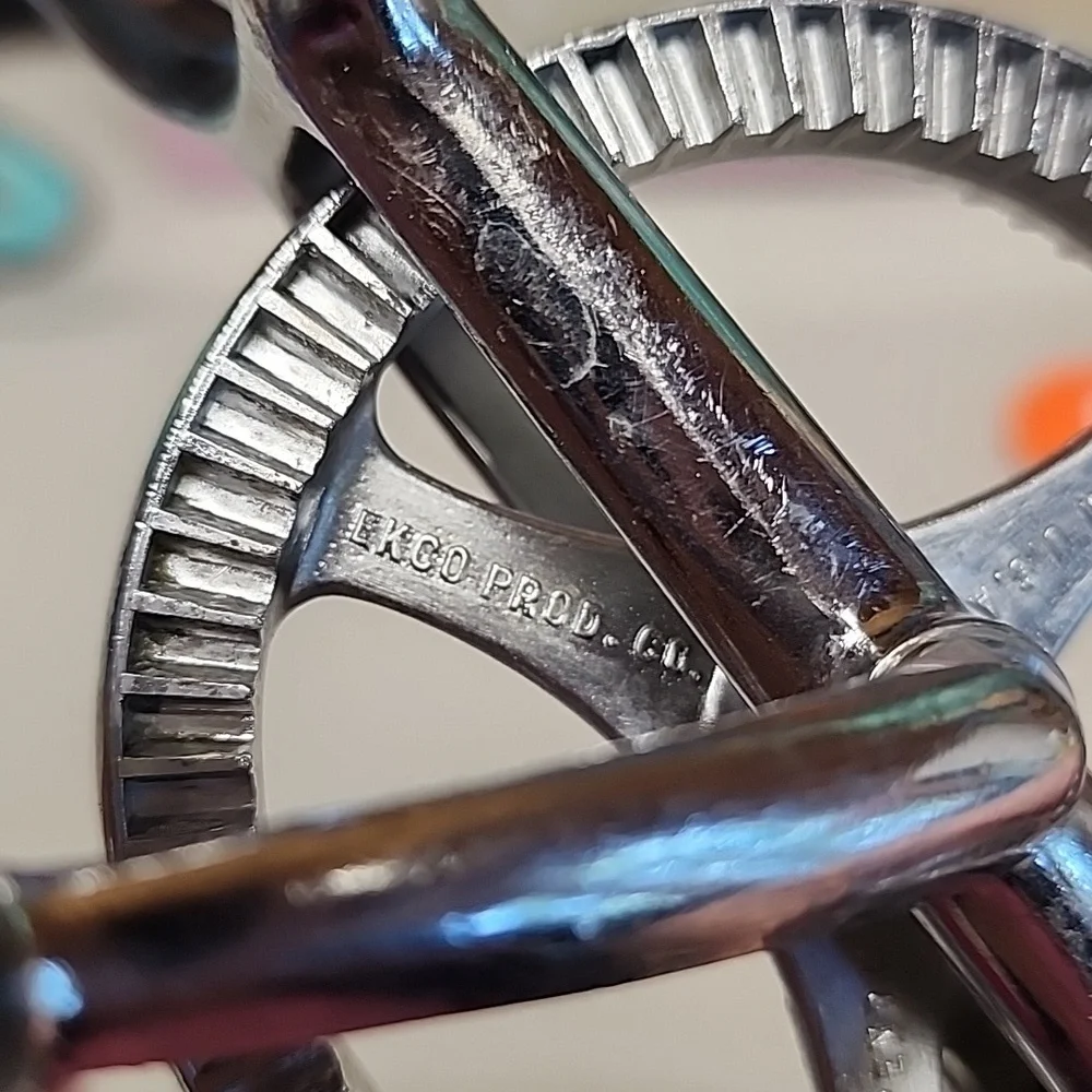 Antique batter beater